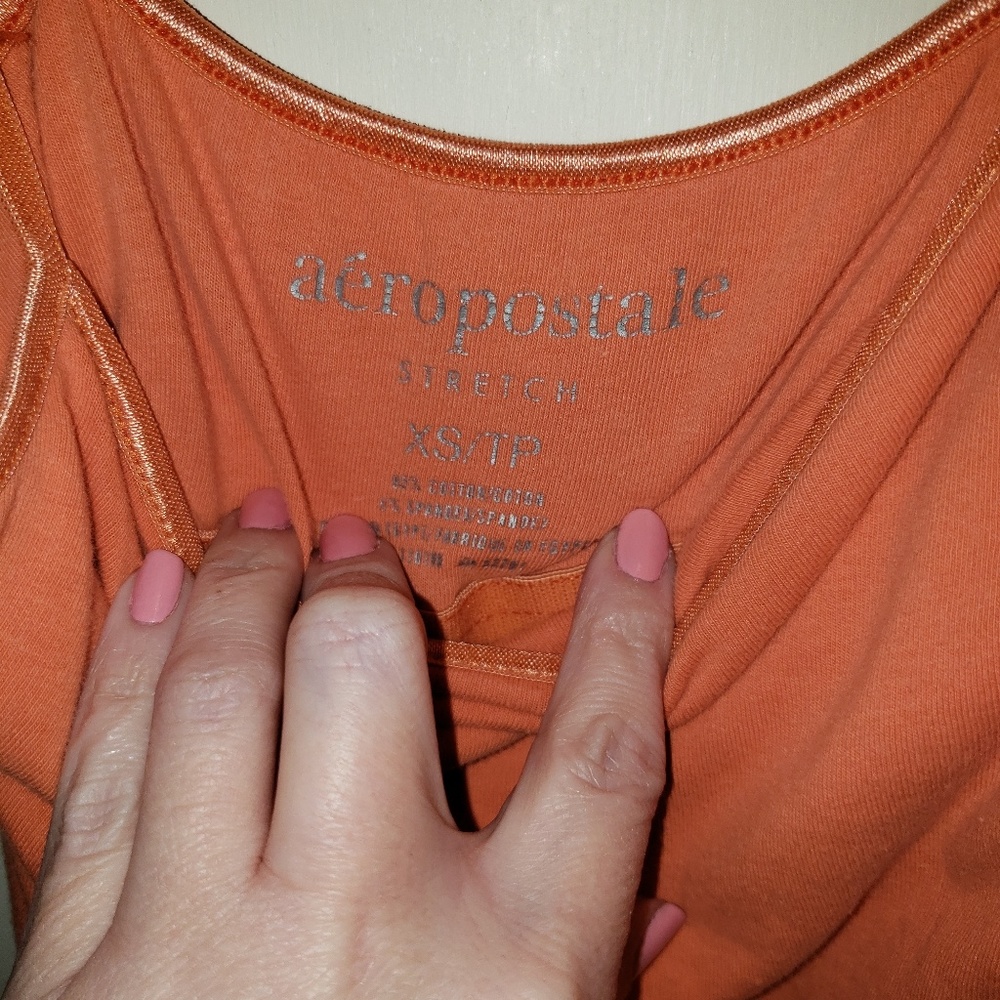 Spaghetti strap tank top - Picture 4 of 4